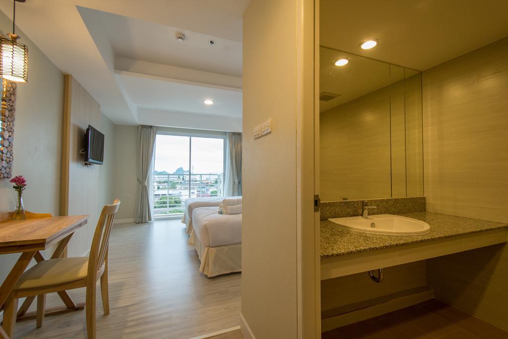 Prachuap Grand Hotel Prachuap Khiri Khan Quarto foto