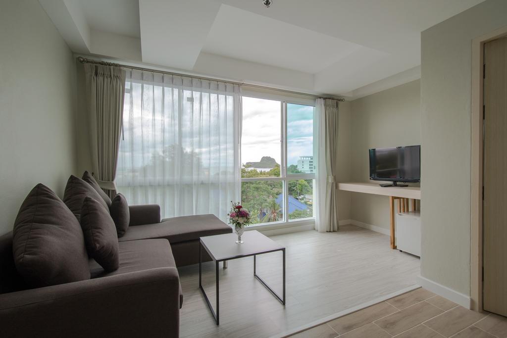 Prachuap Grand Hotel Prachuap Khiri Khan Quarto foto