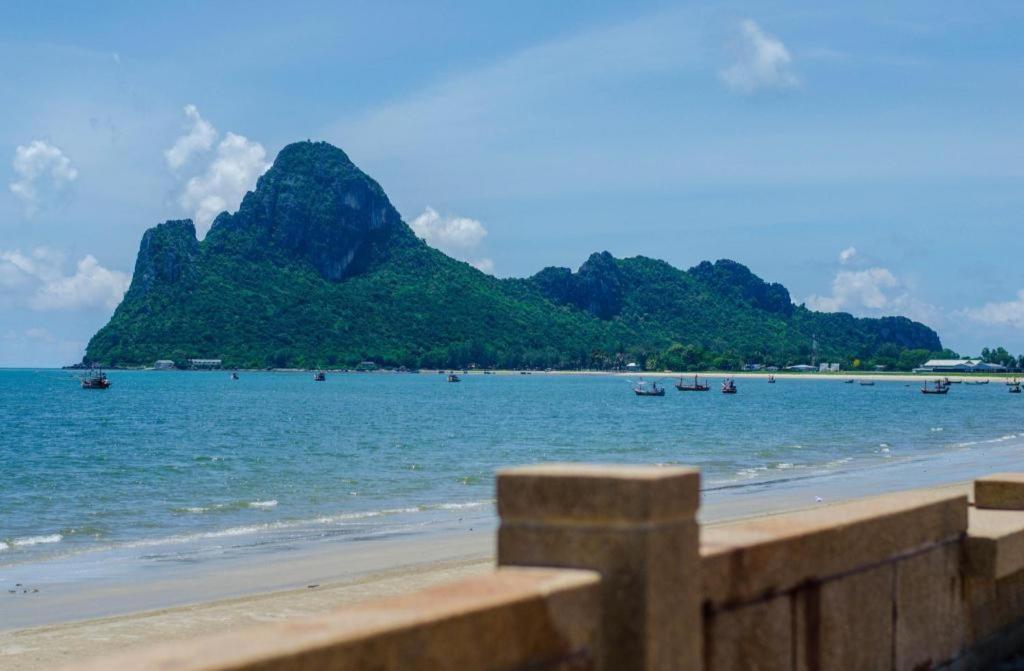 Prachuap Grand Hotel Prachuap Khiri Khan Exterior foto